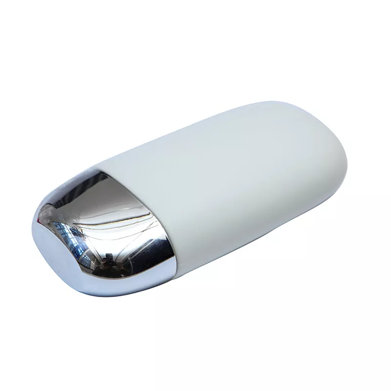 Tube de protection solaire en plastique